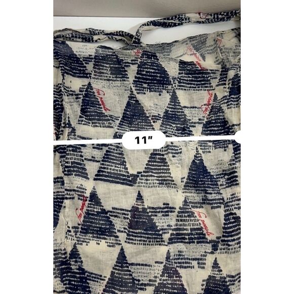 Free People sheer tote/hobo with a geometric design. - Picture 4 of 9